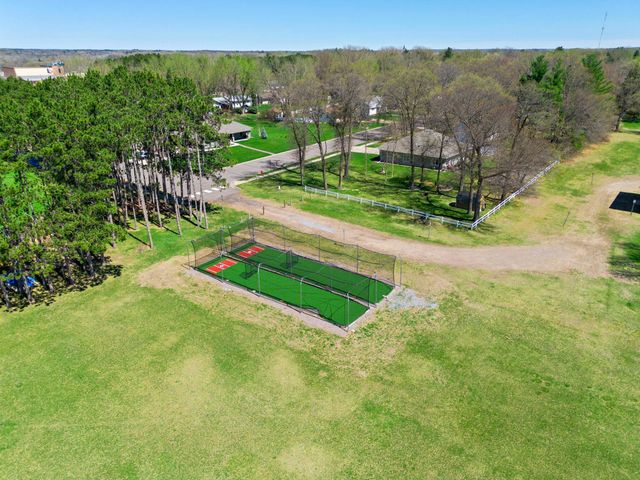 436 4th Avenue NW, Cambridge, MN 55008
