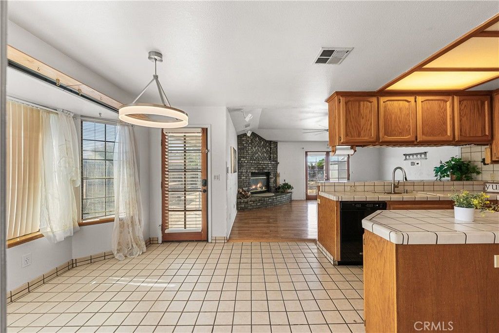 Image 19 of property listing at 9948 Irene, California City, CA 93505