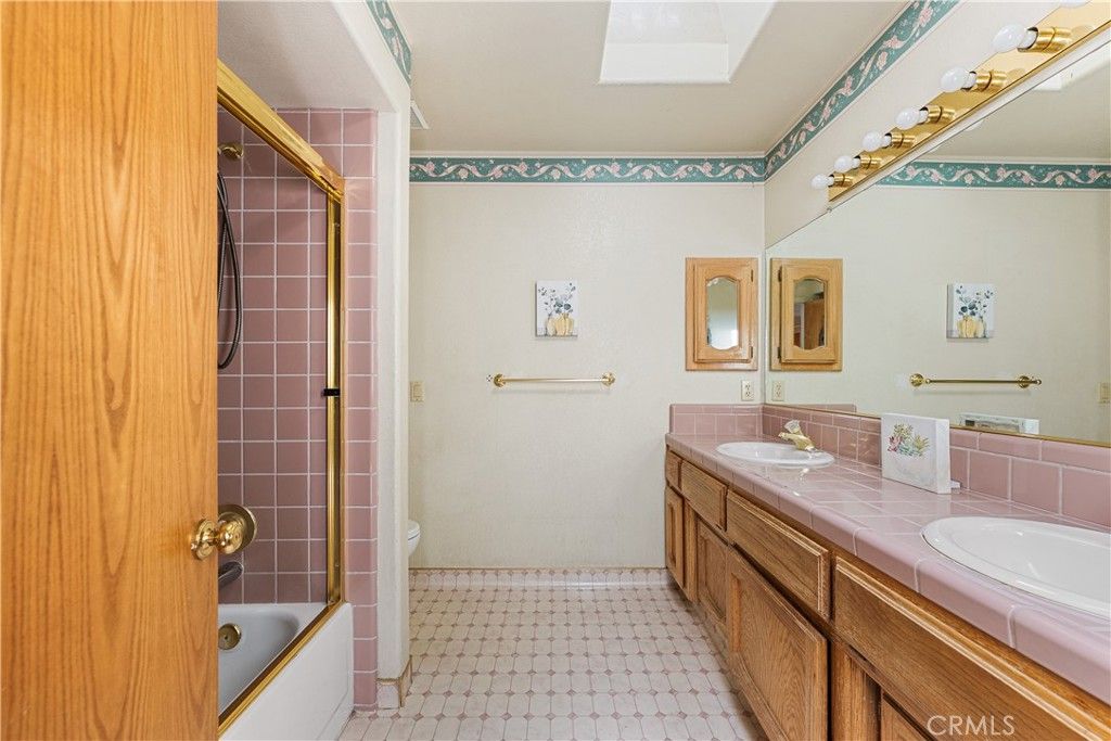 Image 36 of property listing at 9948 Irene, California City, CA 93505