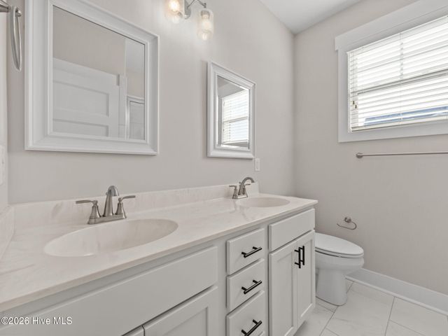 102 Bogue Harbor Court, Newport, NC 28570