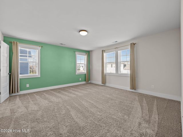 102 Bogue Harbor Court, Newport, NC 28570