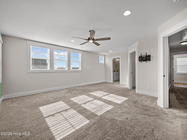 102 Bogue Harbor Court, Newport, NC 28570