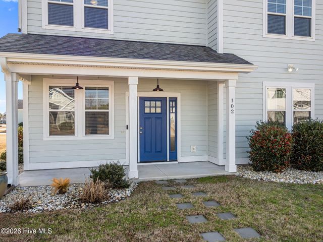 102 Bogue Harbor Court, Newport, NC 28570