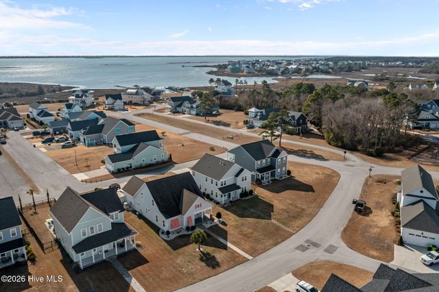 102 Bogue Harbor Court, Newport, NC 28570