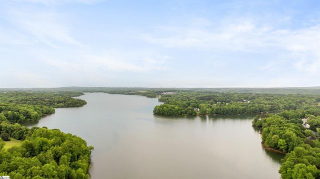 201 King Eider Way, Taylors, SC 29687