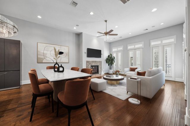 11104 Savannah Woods Lane, Houston, TX 77043