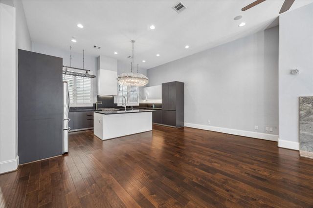 11104 Savannah Woods Lane, Houston, TX 77043