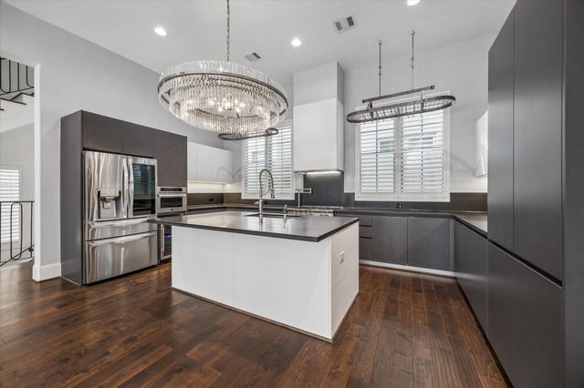 11104 Savannah Woods Lane, Houston, TX 77043