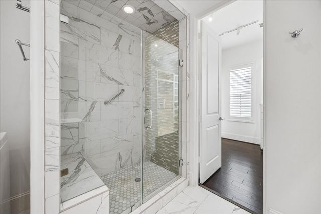 11104 Savannah Woods Lane, Houston, TX 77043