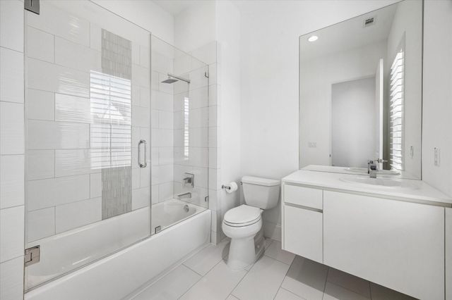 11104 Savannah Woods Lane, Houston, TX 77043