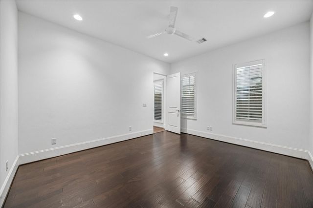 11104 Savannah Woods Lane, Houston, TX 77043