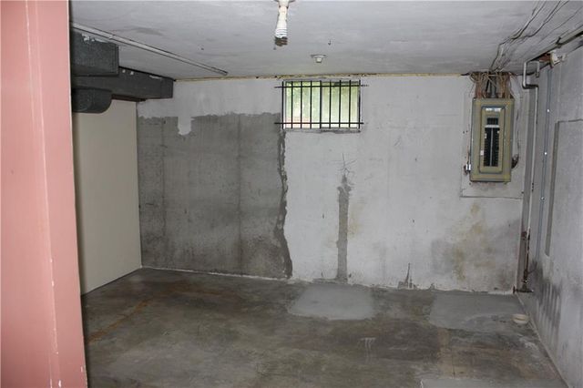 8400 Bradley Court, Belton, MO 64012