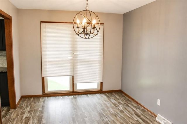 8400 Bradley Court, Belton, MO 64012