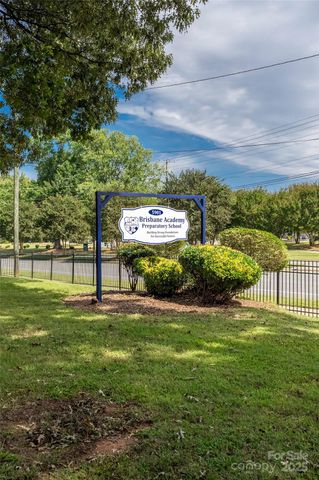 5901 Statesville Road, Charlotte, NC 28269