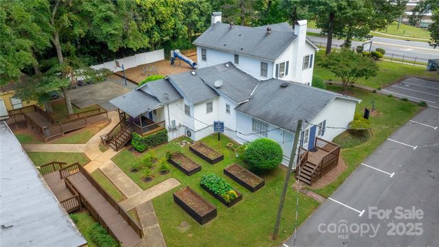 5901 Statesville Road, Charlotte, NC 28269