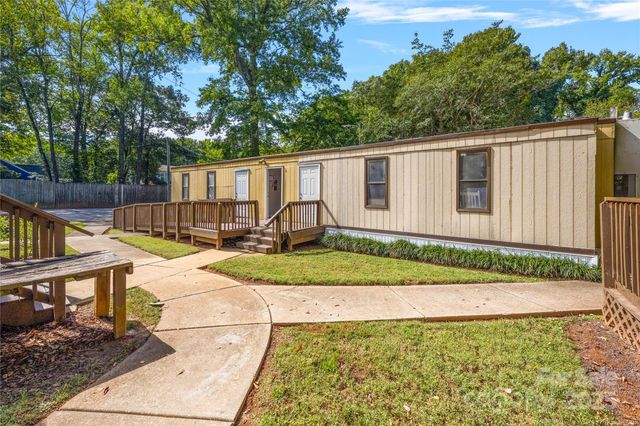 5901 Statesville Road, Charlotte, NC 28269