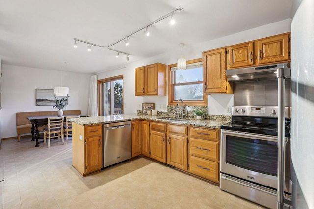 1238 Jasmine Drive, Madison, WI 53719