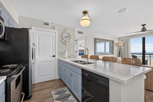 5220 Seawall Boulevard 1532, Galveston, TX 77551