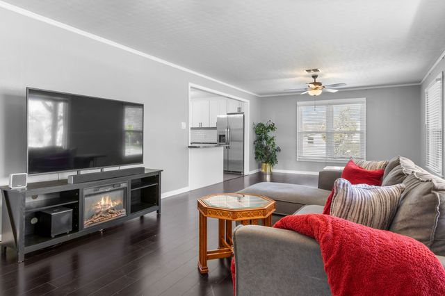 3801 Erath Avenue, Waco, TX 76710