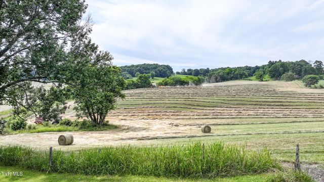 6130 Newport Highway, Greeneville, TN 37743