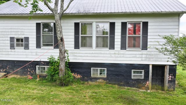6130 Newport Highway, Greeneville, TN 37743