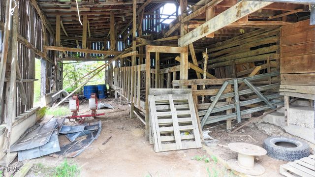 6130 Newport Highway, Greeneville, TN 37743