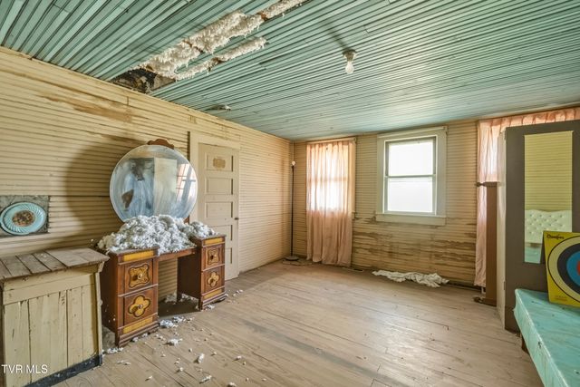 6130 Newport Highway, Greeneville, TN 37743