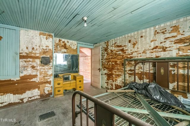 6130 Newport Highway, Greeneville, TN 37743