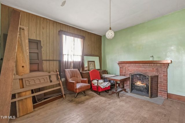 6130 Newport Highway, Greeneville, TN 37743