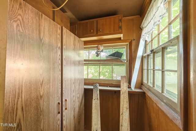 6130 Newport Highway, Greeneville, TN 37743