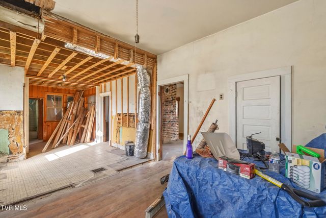 6130 Newport Highway, Greeneville, TN 37743
