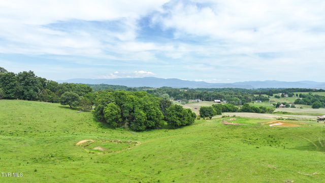 6130 Newport Highway, Greeneville, TN 37743
