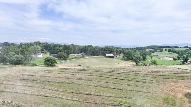 6130 Newport Highway, Greeneville, TN 37743