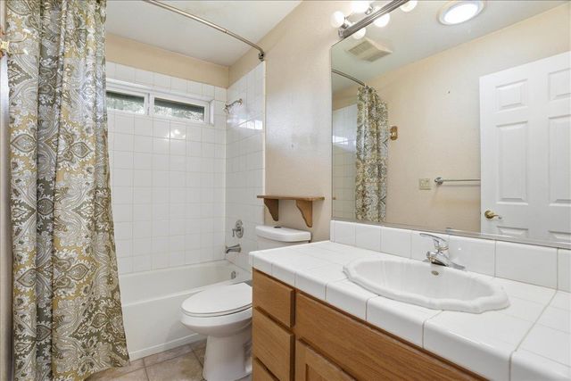 4881 China Camp Dr, Placerville, CA 95667