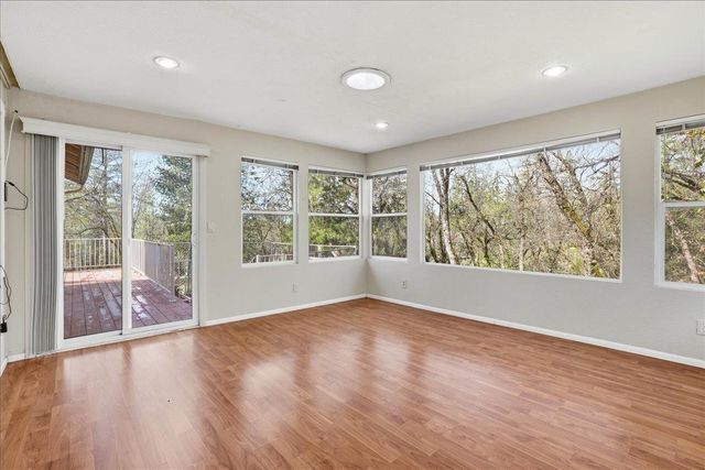 4881 China Camp Dr, Placerville, CA 95667