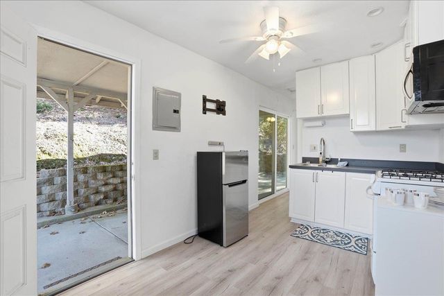 4881 China Camp Dr, Placerville, CA 95667