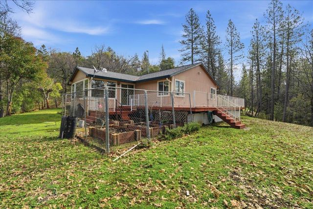 4881 China Camp Dr, Placerville, CA 95667