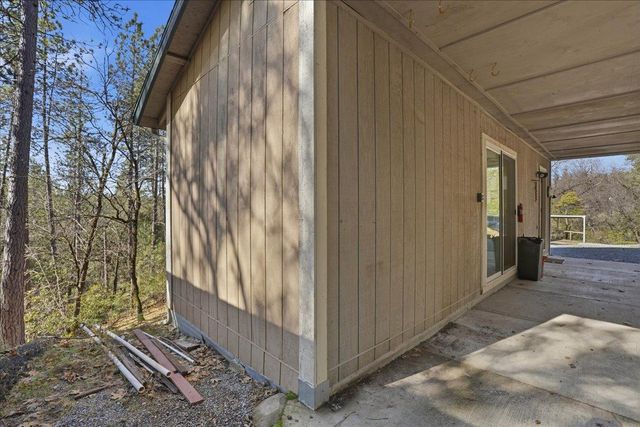 4881 China Camp Dr, Placerville, CA 95667