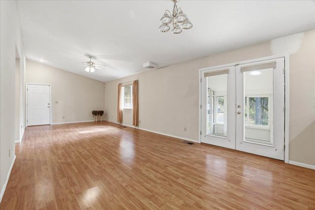 4881 China Camp Dr, Placerville, CA 95667