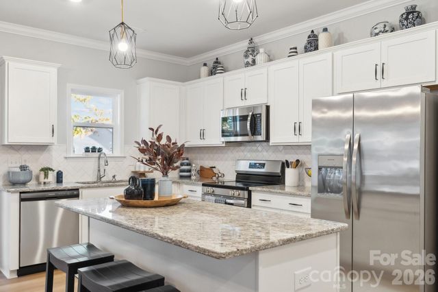 1657 Piper Creek Avenue, Newton, NC 28658