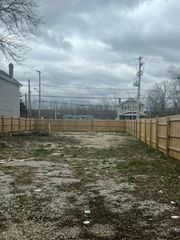 3210 E 5th Avenue, Columbus, OH 43219