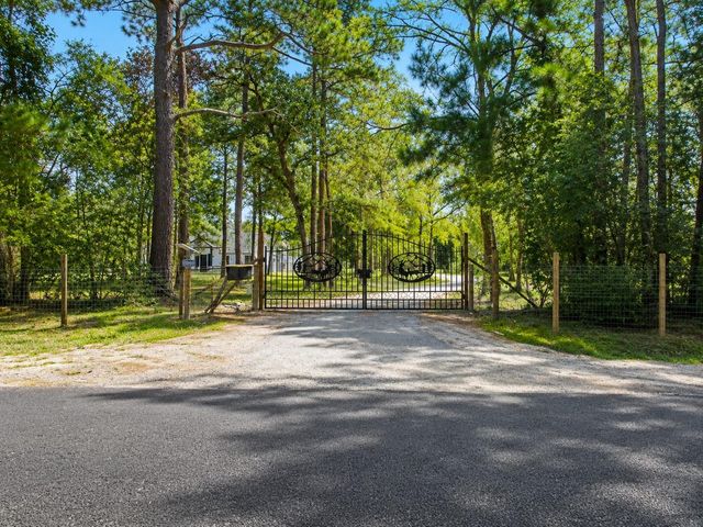 26898 Forest Hills Lane, Waller, TX 77484