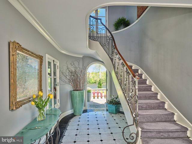 3052 RIVER RD, New Hope, PA 18938