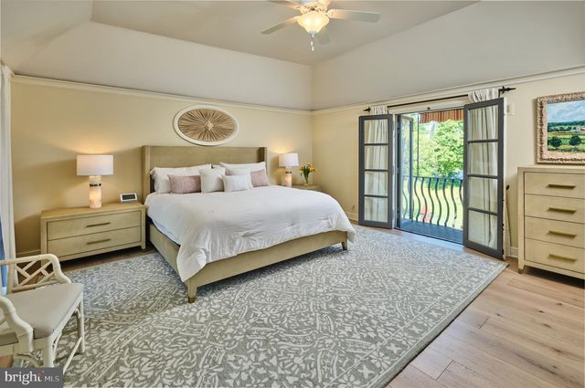 3052 RIVER RD, New Hope, PA 18938