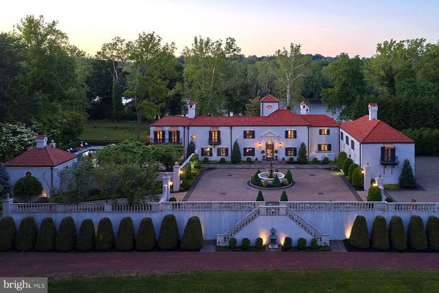 3052 RIVER RD, New Hope, PA 18938