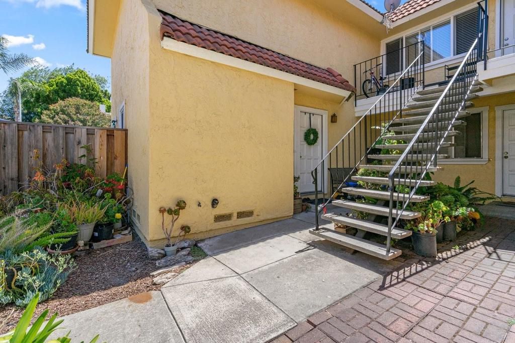 Image 2 of property listing at 3330 Cabrillo Avenue, Santa Clara, CA 95051