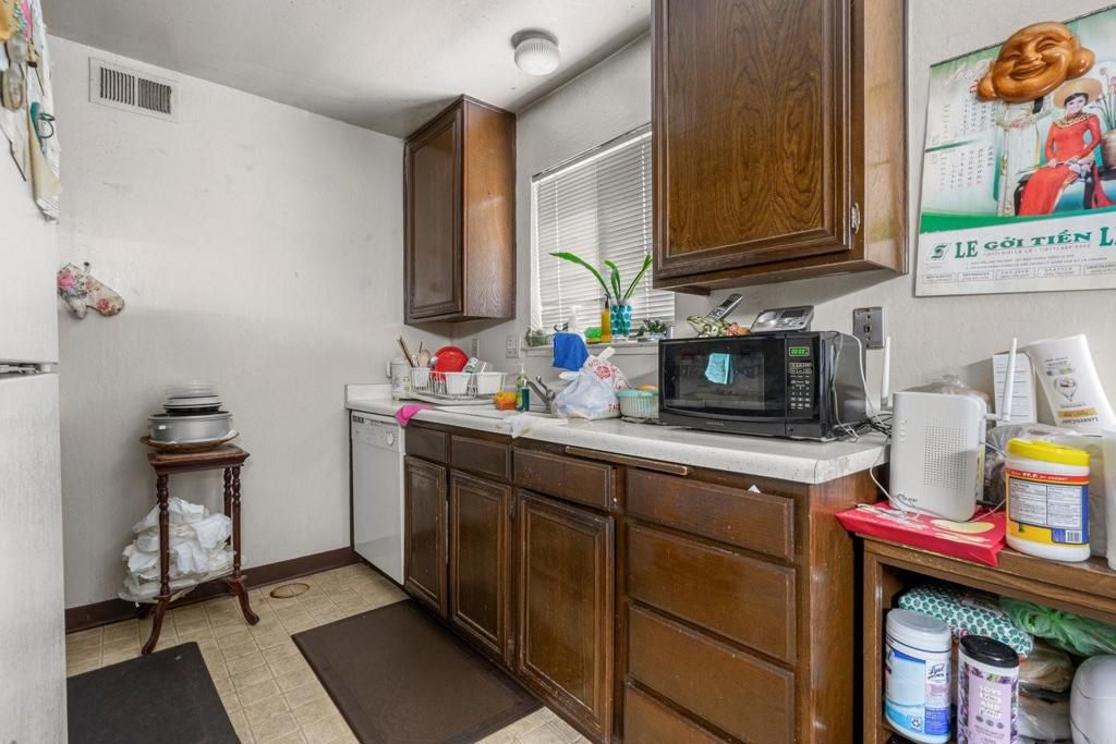 Image 25 of property listing at 3330 Cabrillo Avenue, Santa Clara, CA 95051