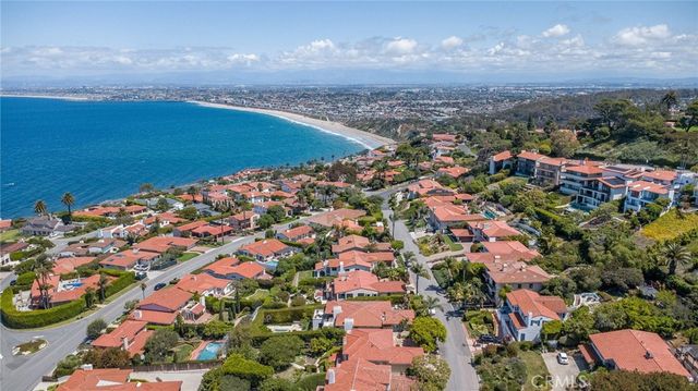 1605 Via Lazo, Palos Verdes Peninsula, CA 90274