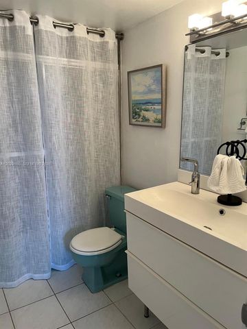 211 S Ocean Dr 204, Hollywood, FL 33019