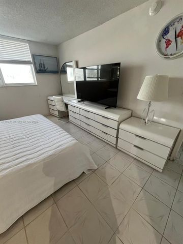 211 S Ocean Dr 204, Hollywood, FL 33019